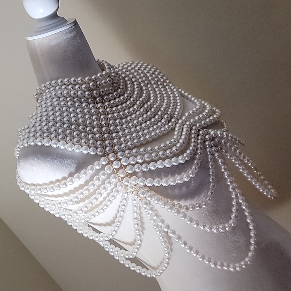 Elegant Pearl Beaded Shoulder Cape